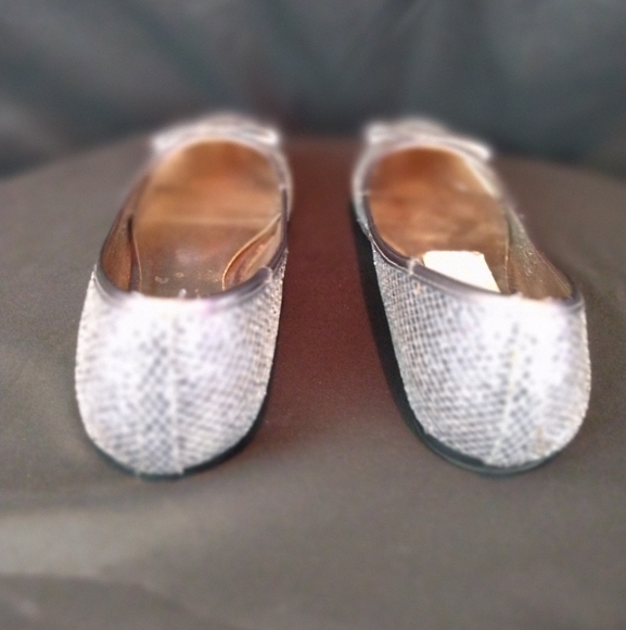 Steve Madden Pewter Bow Sequins Flat - Picture 6 of 8